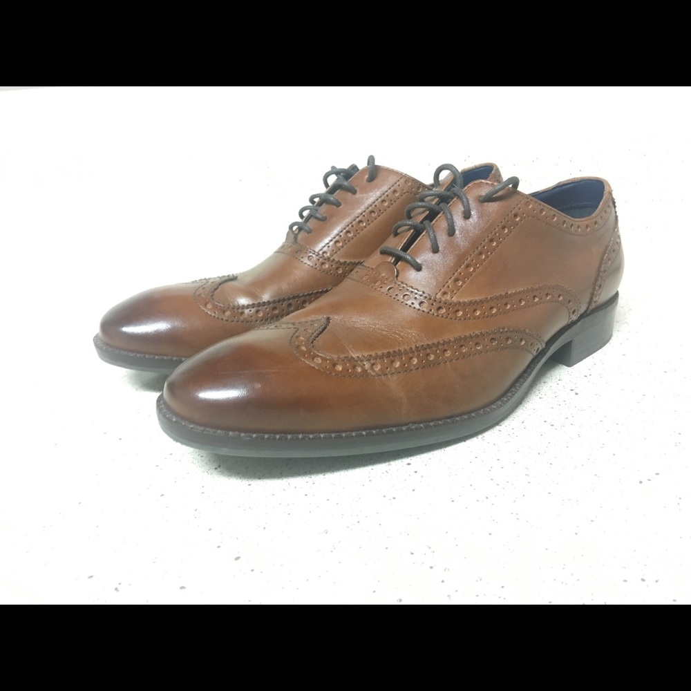 Cole Haan Mens wingtip Mens dress shoes size 9.5